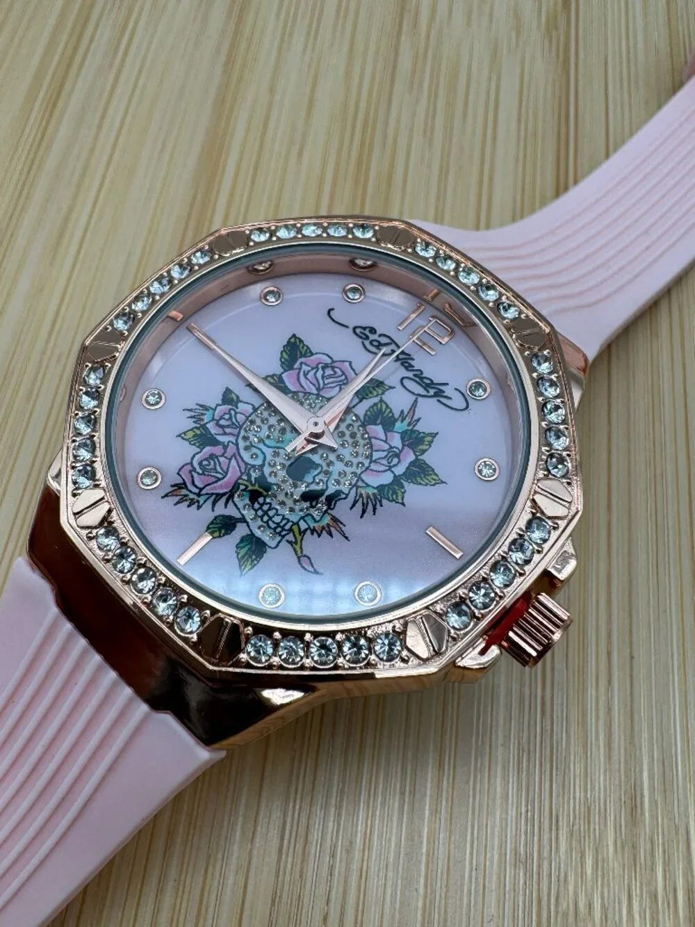 Ed Hardy Ladies Pink Silicone Strap Watch Rose Gold Tone Skull Analog Quartz